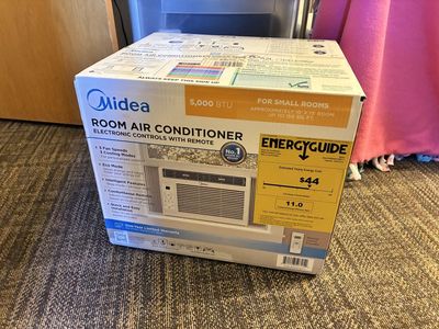 Midea 5000 BTU Room AC with Remote
