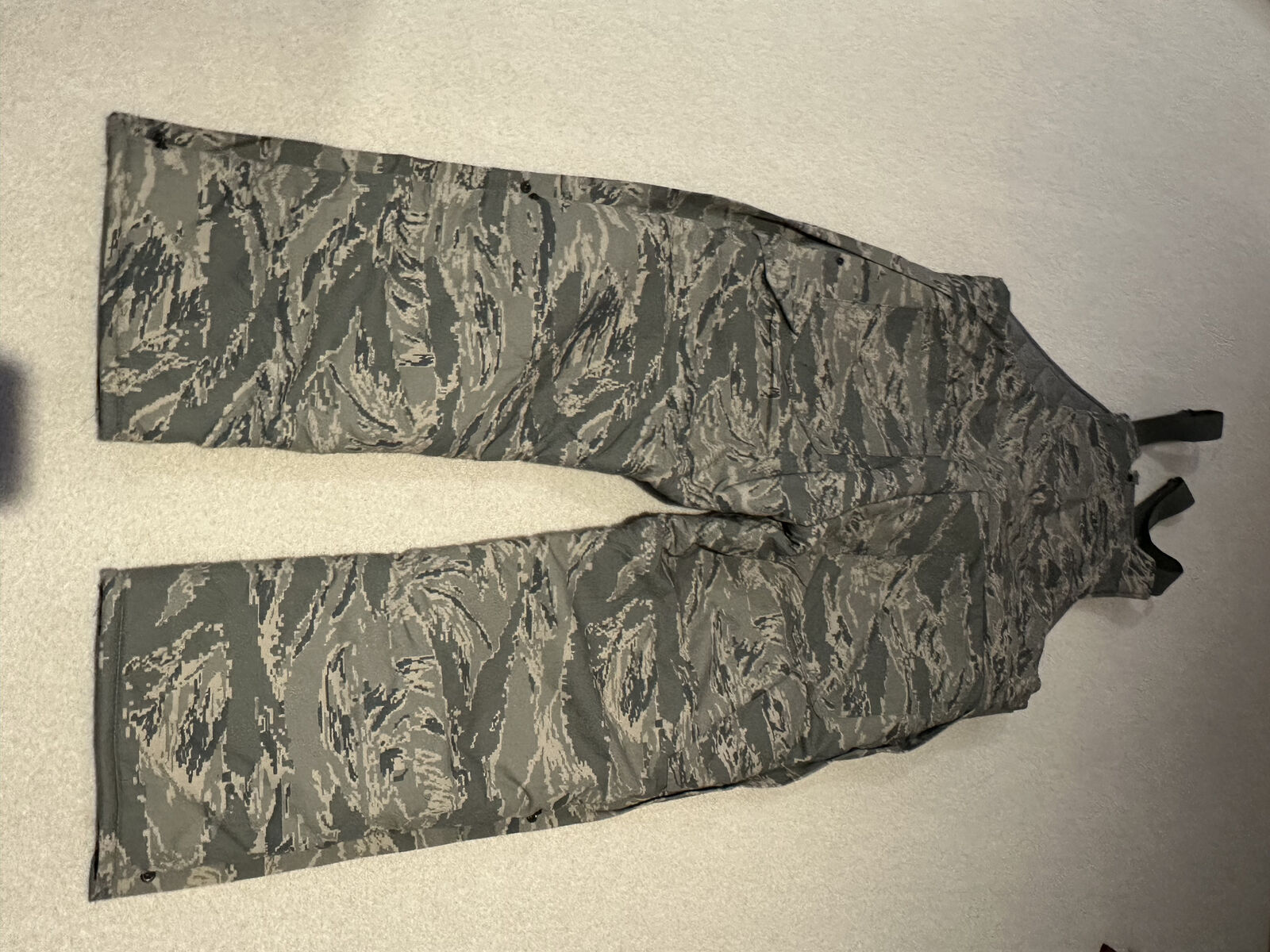 New Snow Ski Bib - Men's Large - Real Military Camo