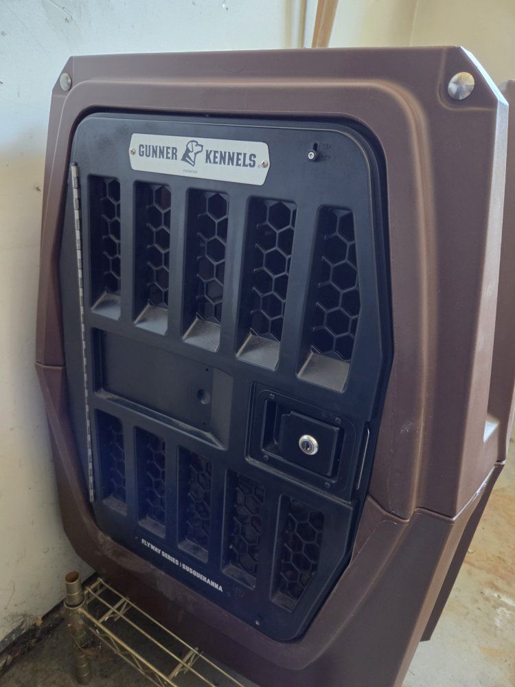 Gunner Kennels G1 Heavy Duty Dog Crate Flyway Series Brown