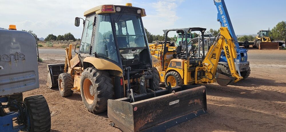 2005 New Holland LV80 Grading Tractor