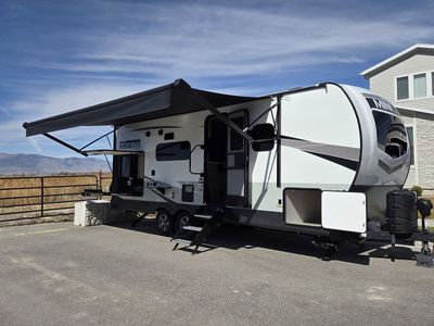 2024 Forest River Rockwood Mini Lite 2513S -- $ 35,900 --
