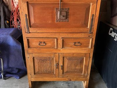 Vintage dresser -storage
