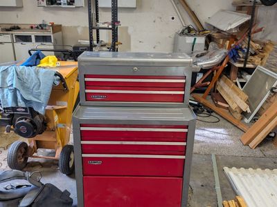 Rolling toolbox