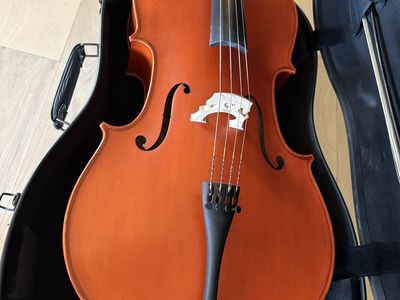 3/4 Cello with Hard Case - Excellent Condition Acoustic String Instrument