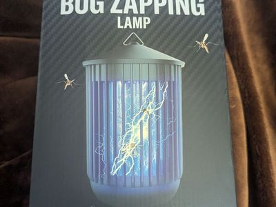 Electric bug zapping lamp