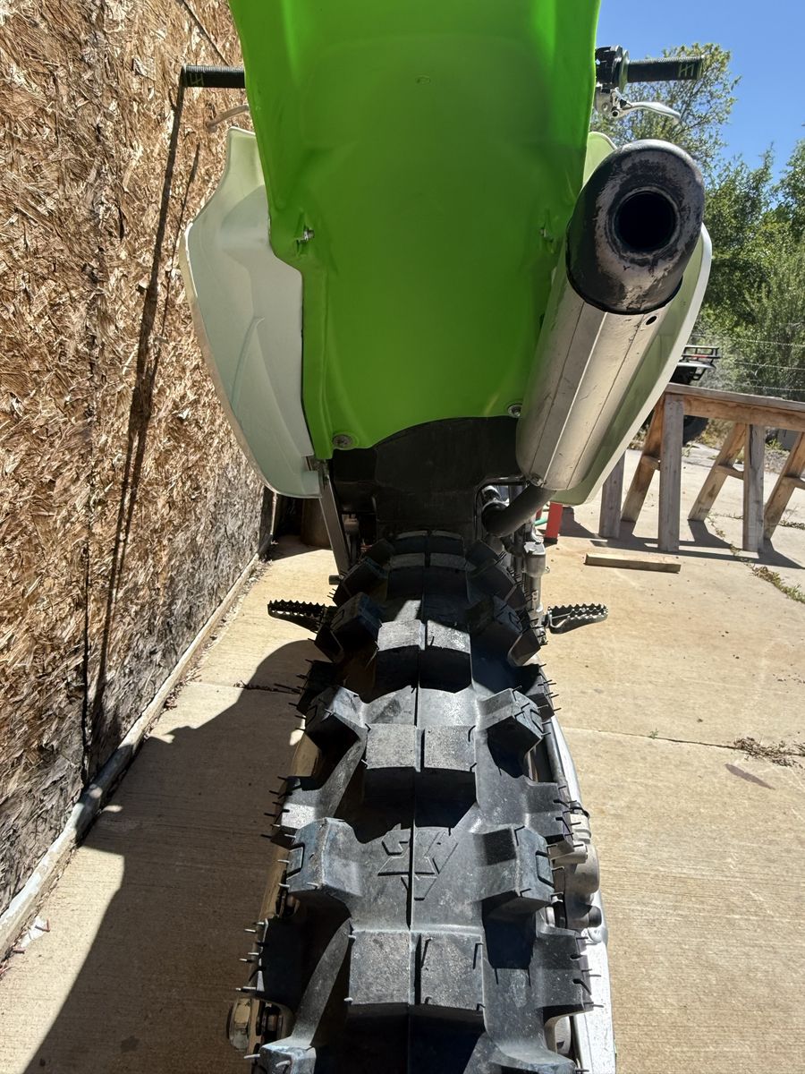 Main image 6