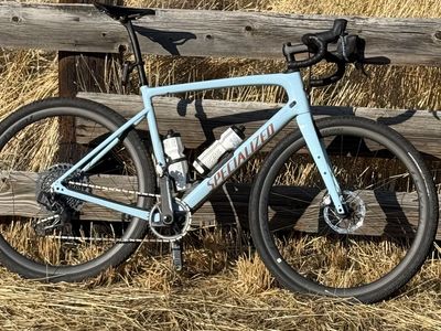 2023 Specialized Diverge Expert Carbon Gloss w/SRAM Red Upgrades