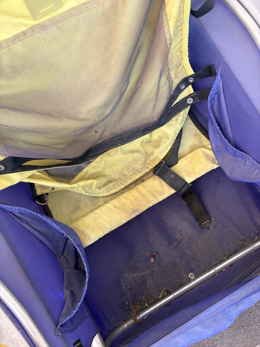 Burley Bee Child Bike Trailer - Yellow/Blue, Used, Needs cleaning