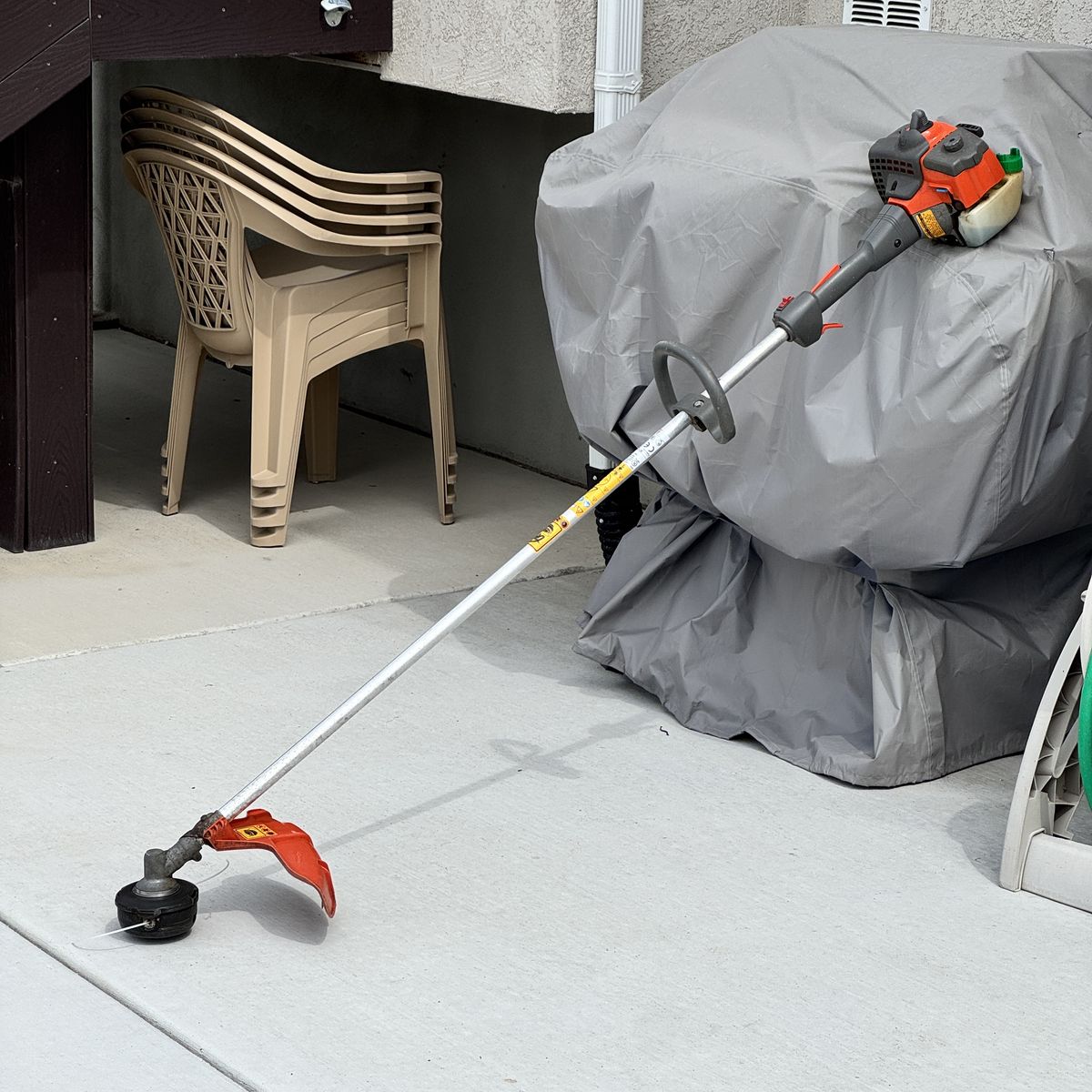 Husqvarna 326L Gas String Trimmer - Pro Grade, Runs Great (See Video)