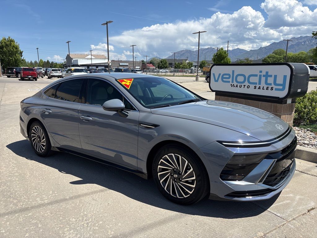 2024 Hyundai SONATA Hybrid SEL