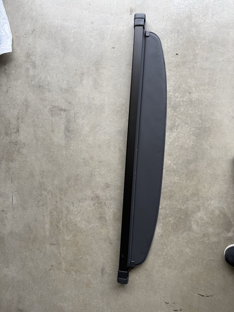 Brand new OEM 2023 Toyota Rav-4 cargo cover