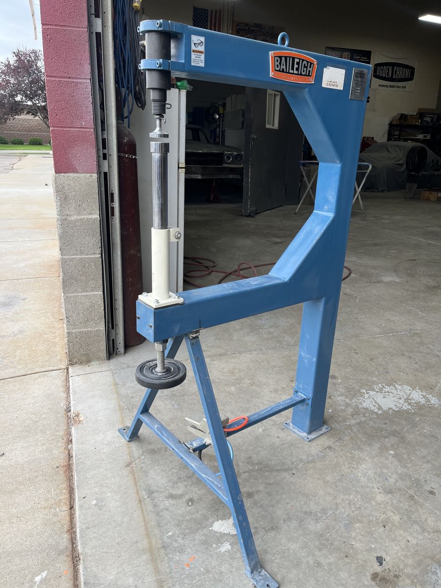 New BAILEIGH planishing hammer TRADE