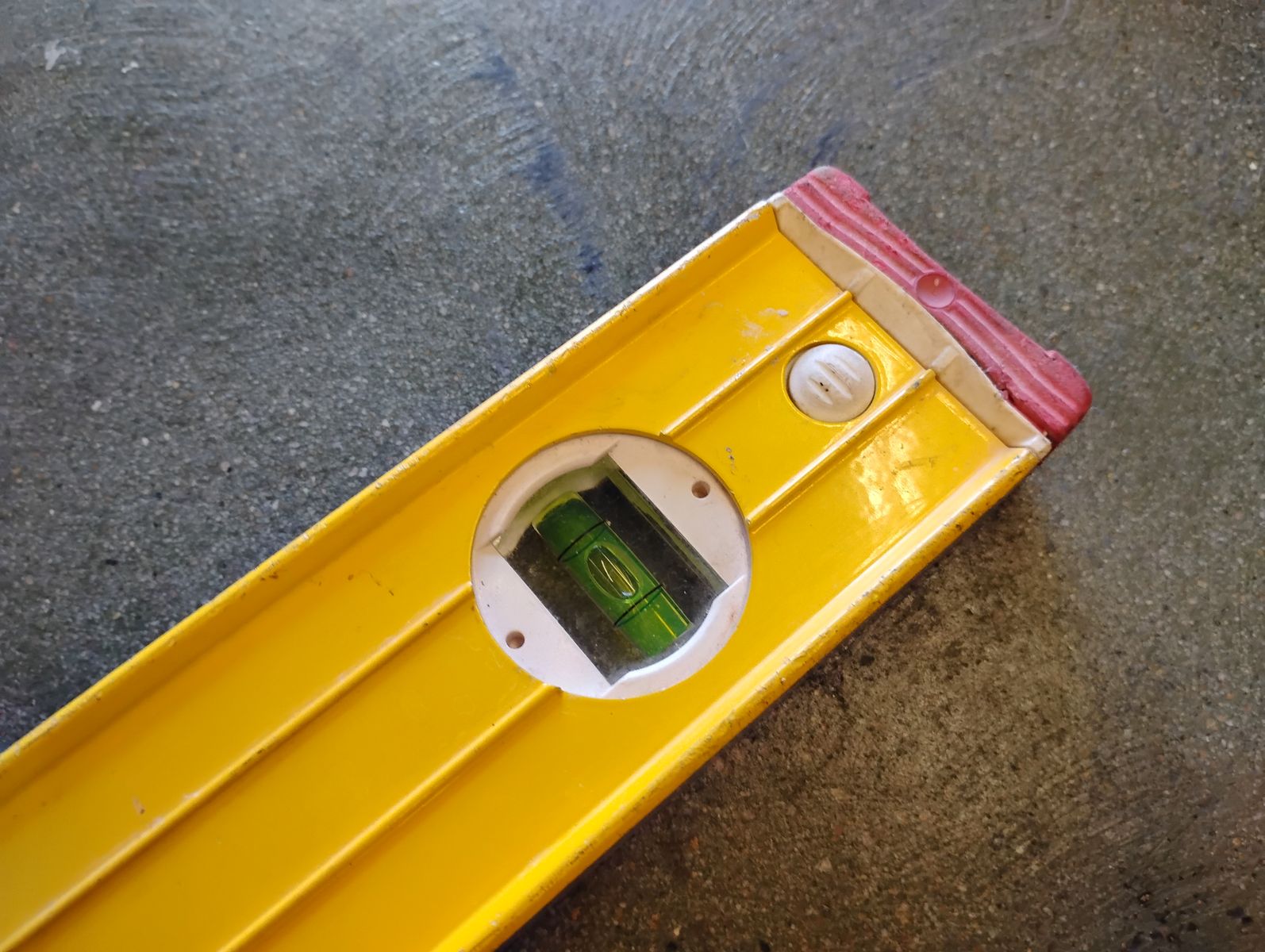 Main image 6