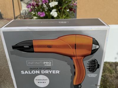 New Conair Infiniti Pro Quick Styling Salon Dryer