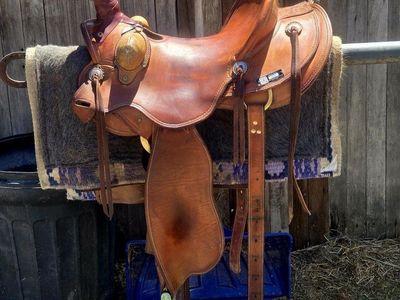 15" custom Cliff Lynch Wade Saddle