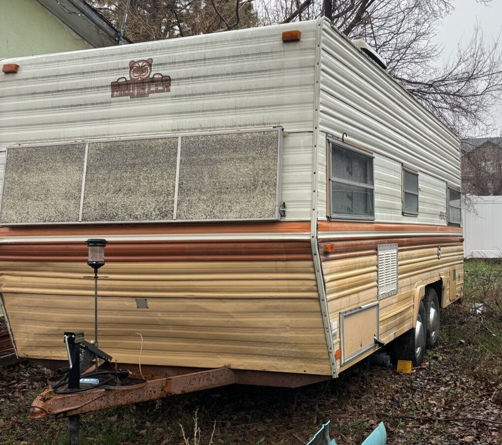 Vintage 1979 Prowler 18' - Towable, Clean UT Title