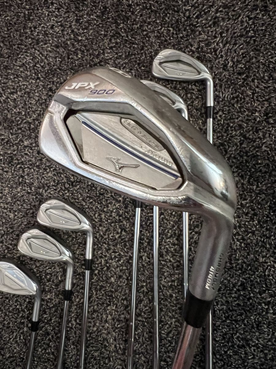 Mizuno JPX900 4-gap