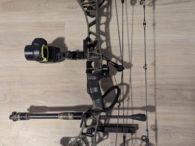 Mathews V3 27" Bow