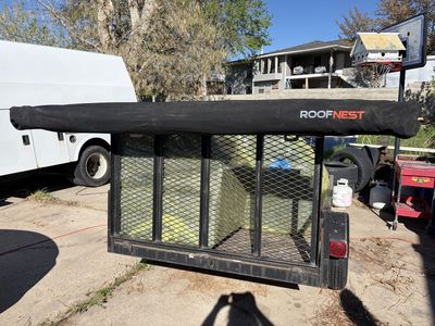 ROOFNEST Big Wing Awning - Extendable Car/Truck/Trailer Side Awning with Black Fabric