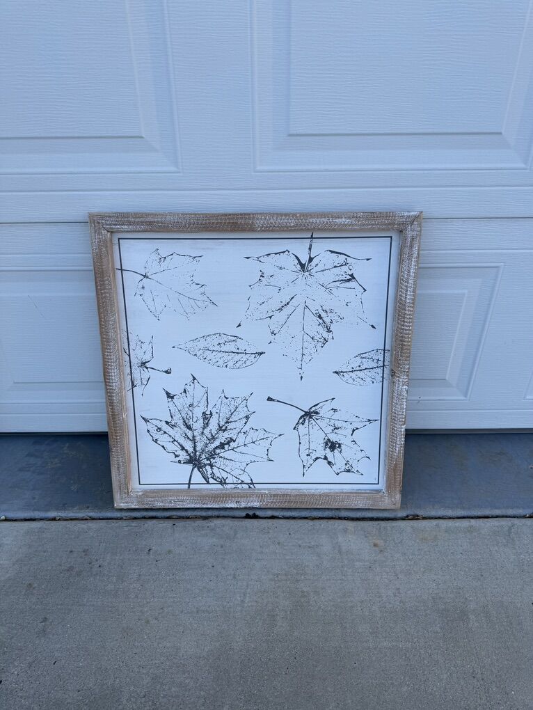 Home Decor Picture -Leaf/Spider