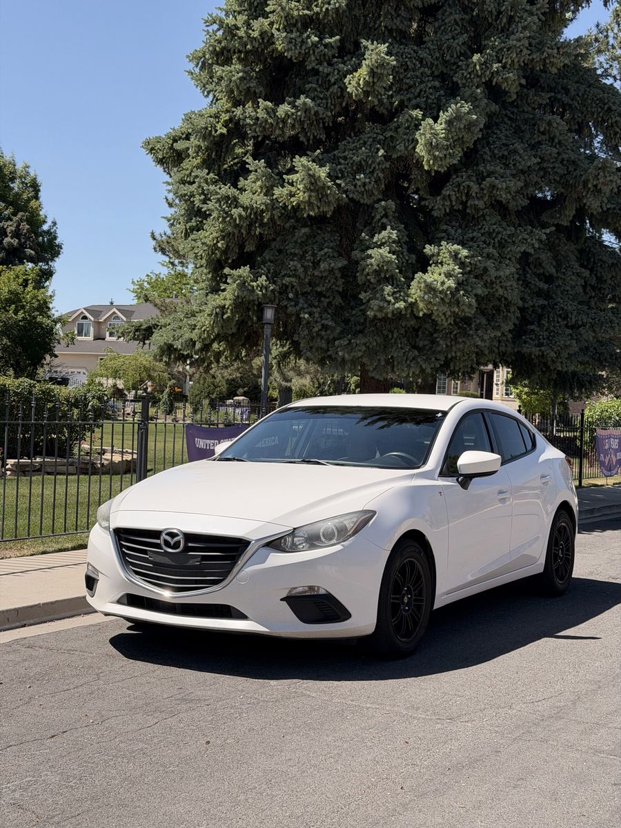 2014 Mazda Mazda3 i Sport