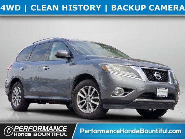 2016 Nissan Pathfinder SV