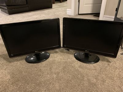 Two working LG monitors