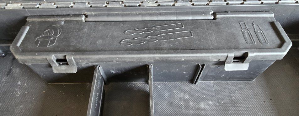Main image 3