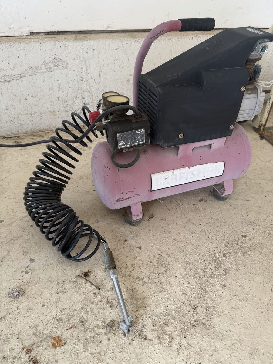 Craftsman Air Compressor - 3 Gallon