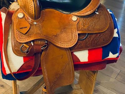 Western saddle