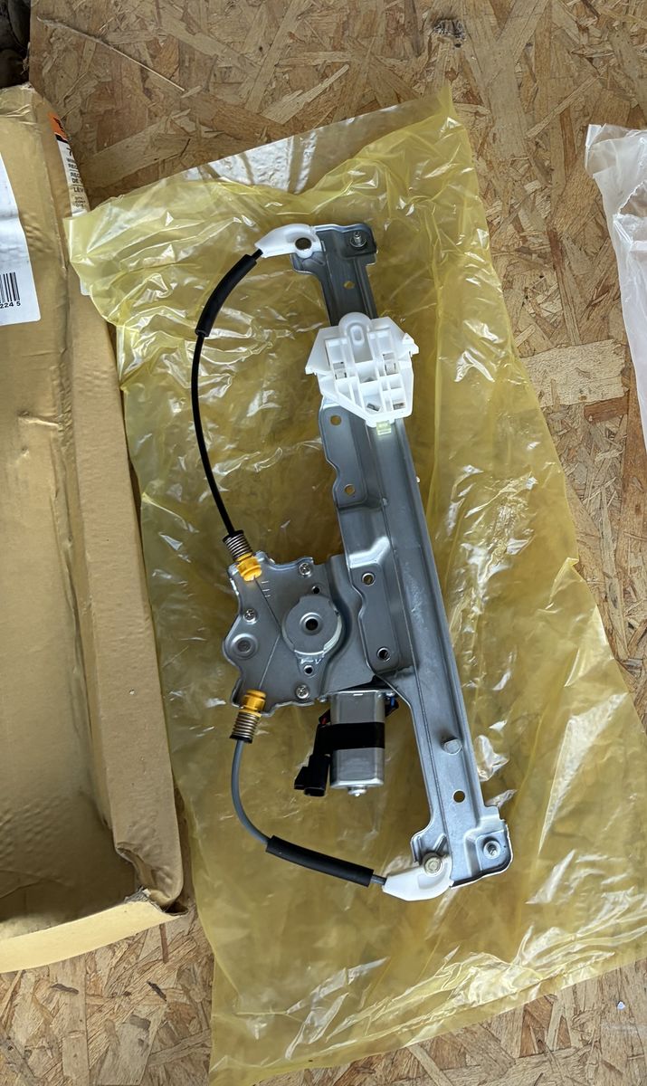 Main image 2