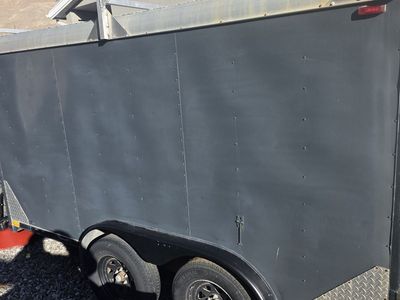 12ft Tandom axel enclosed work trailer