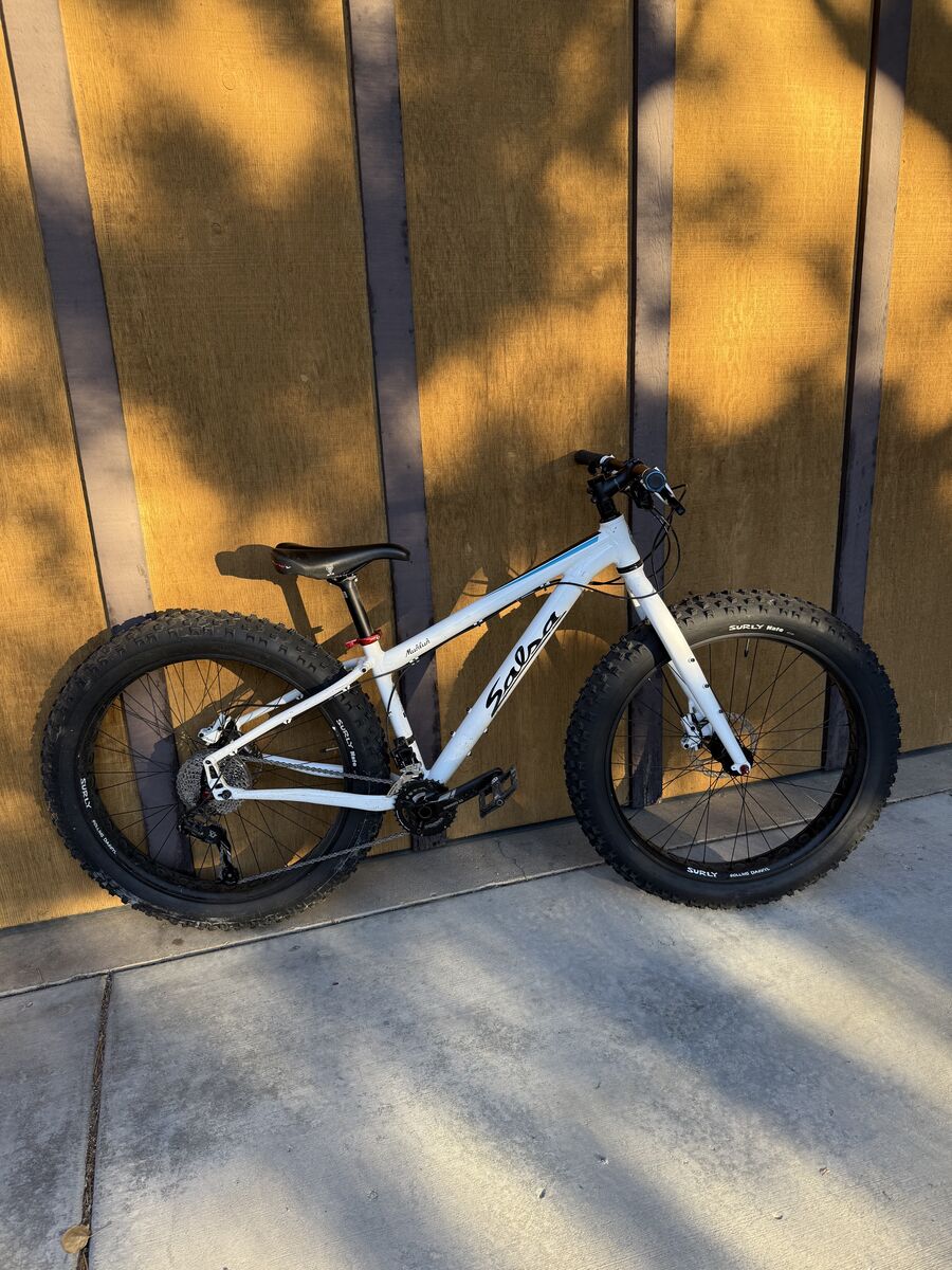 Salsa Mukluk - size 15" / small