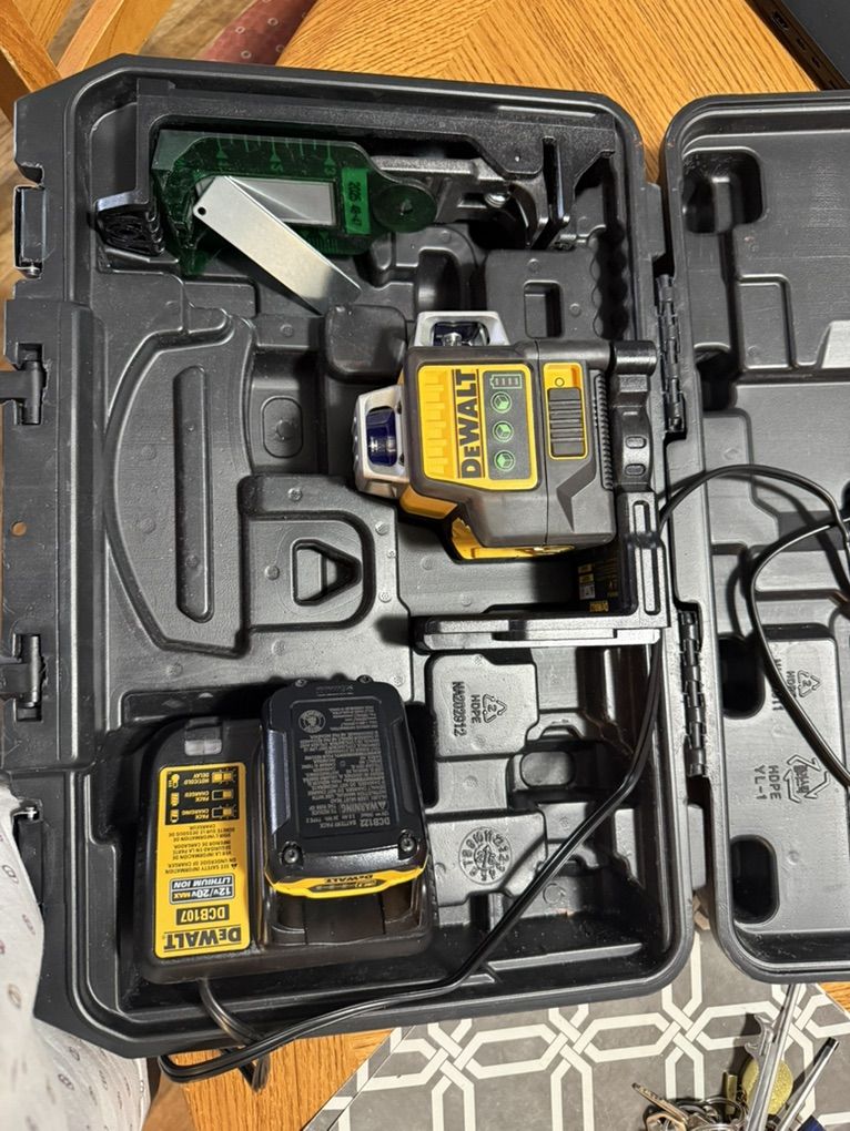 Dewalt 360° Laser