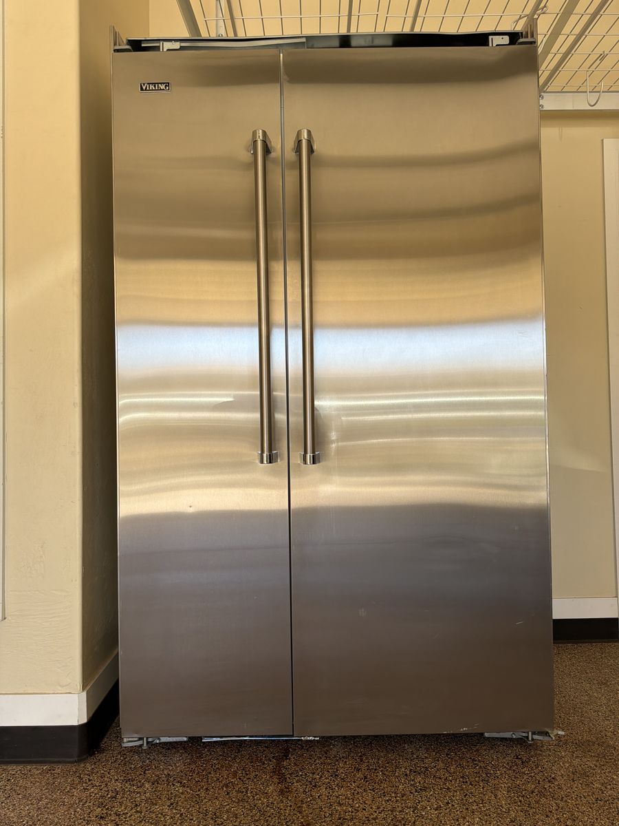 Viking Side By Side Refridgerator Freezer