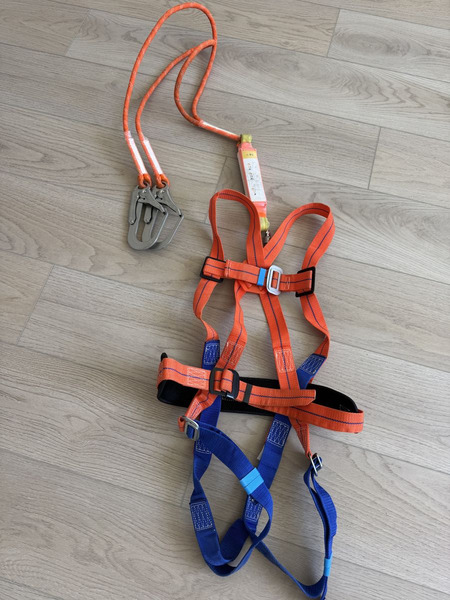 Full body harness with fall protection