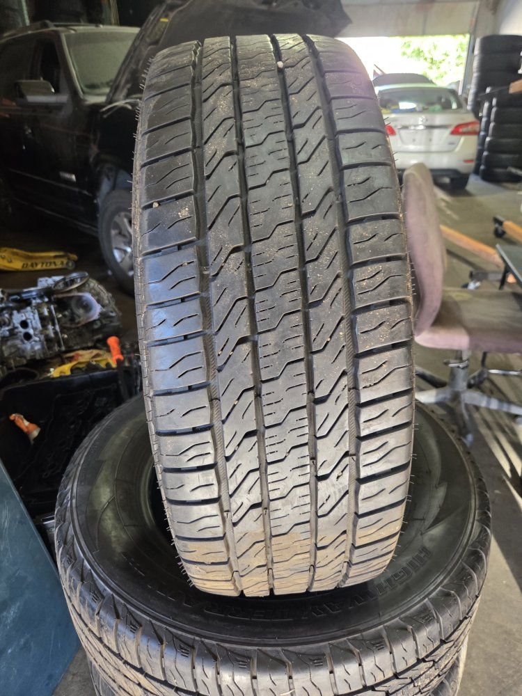 SET OF 265/60R18
