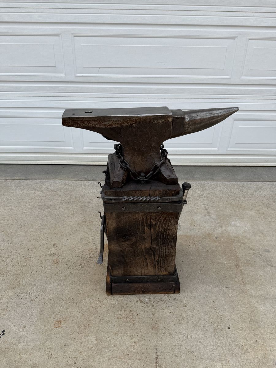 Blacksmith Peter Wright Anvil with Stand and Tools