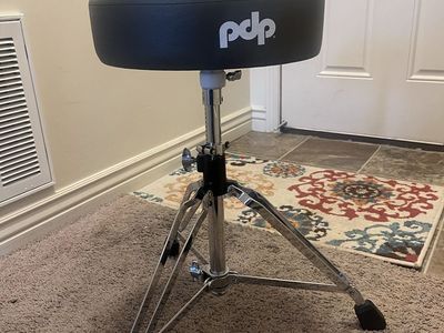PDP Gravity Series 810R Medium Weight Round Top Throne Gray — High End Portable Drum Stool