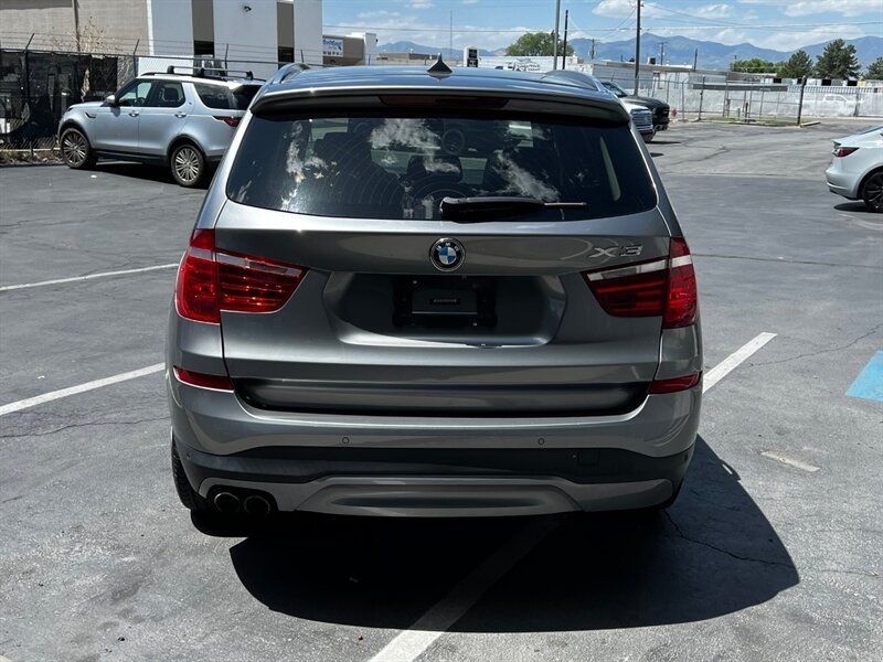 Main image 6