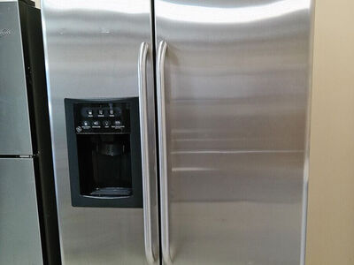 Stainless Steel 25 cf Side by Side~90 Day Guarantee~Water and Ice