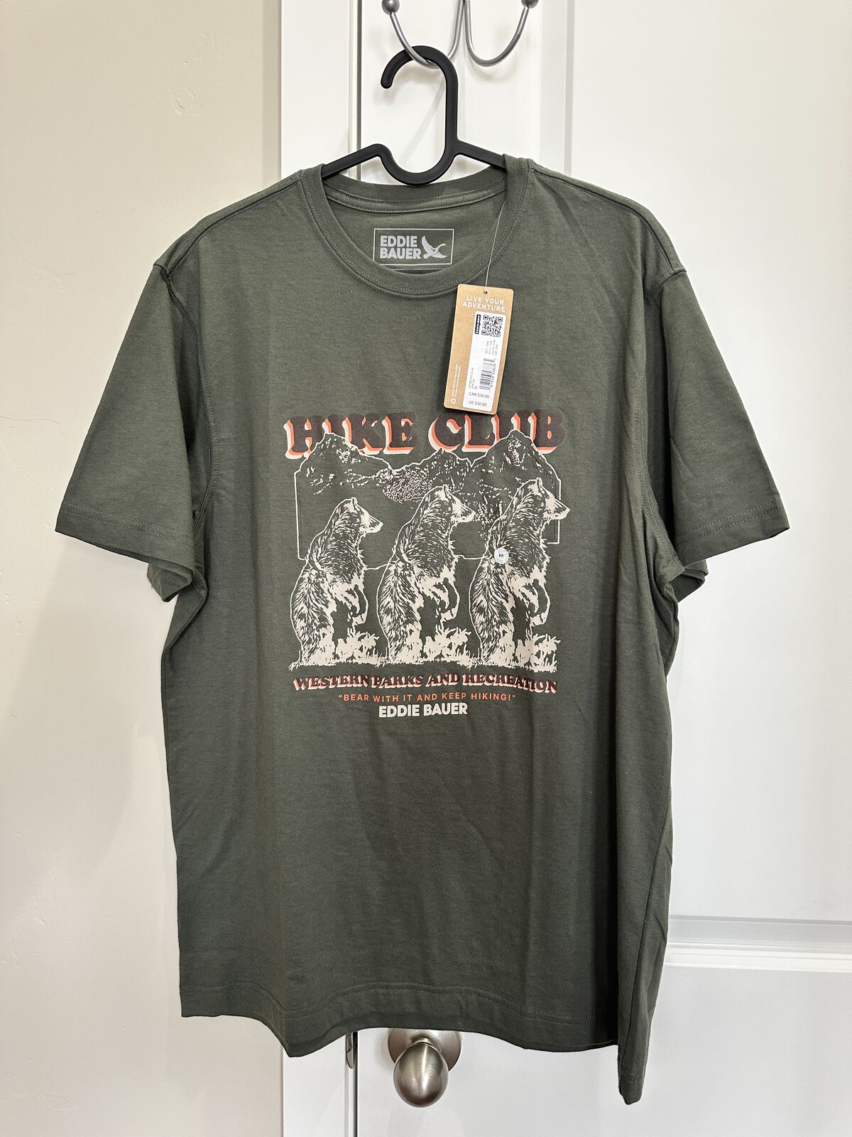 NWT Eddie Bauer Hiking crew, Men Size M, Green