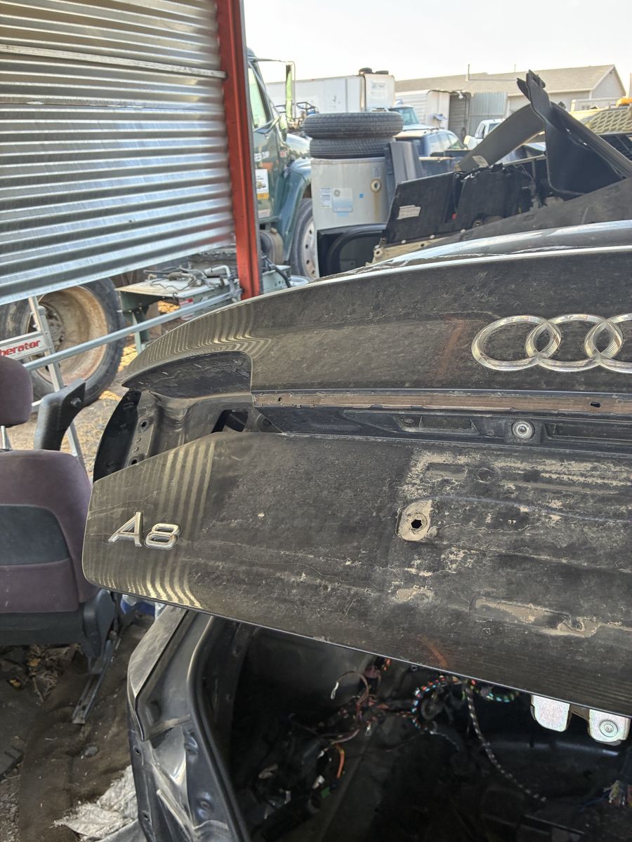 2015 Audi A8 parts make offers!!!