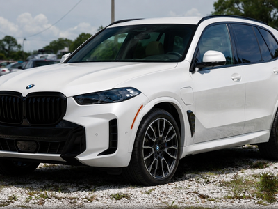 2024 BMW X5 xDrive50e