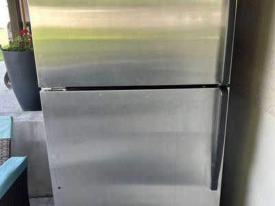 Whirlpool top freezer/refrigerator