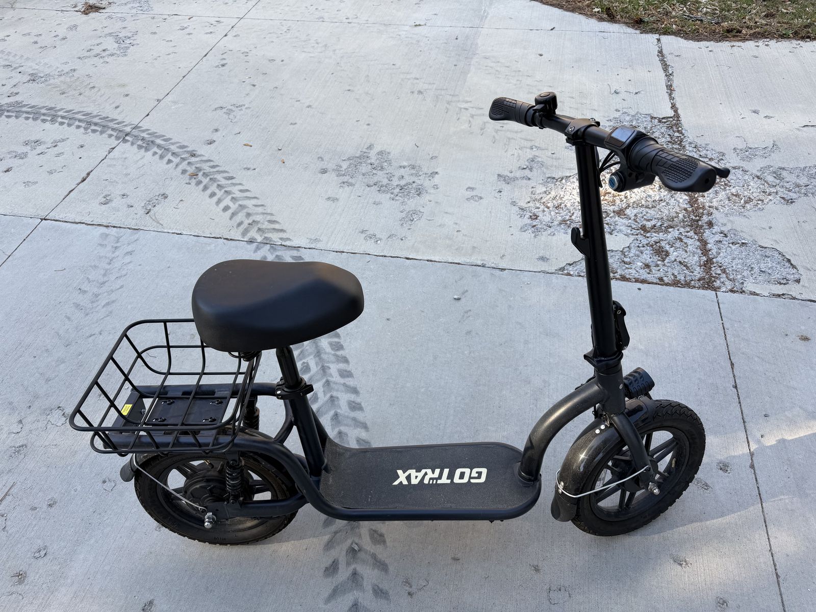 Electric Seated Scooter