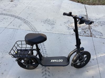 Electric Seated Scooter