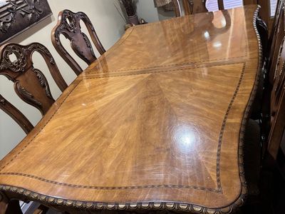 Ornate Wooden Dining Room Table Set with 6 Chairs and Two 18" Leaves