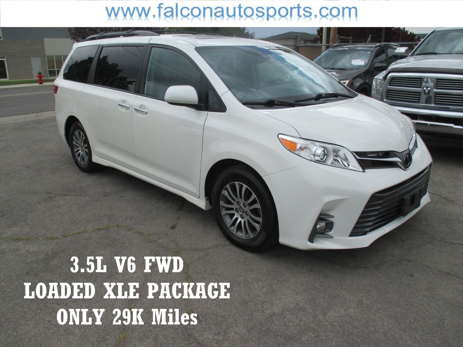 2020 Toyota Sienna XLE 8-Passenger