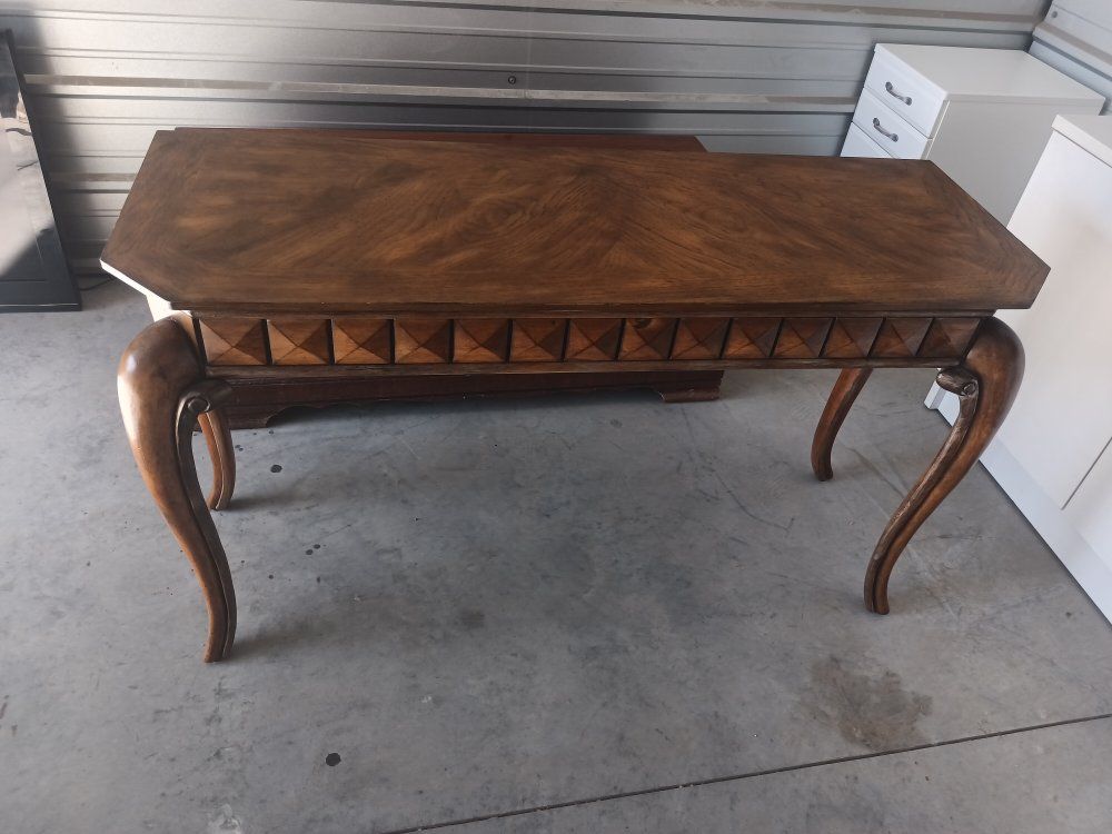 sofa table